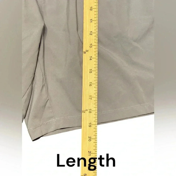 2(X) IST gray mens shorts. Size XL - Picture 5 of 6